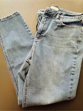 LC Lauren Conrad Blue High-Rise Skinny Jeans